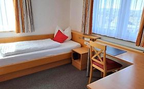 City Hotel